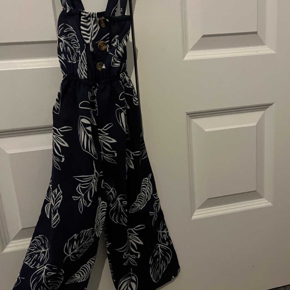 Romper - Picture 2 of 7